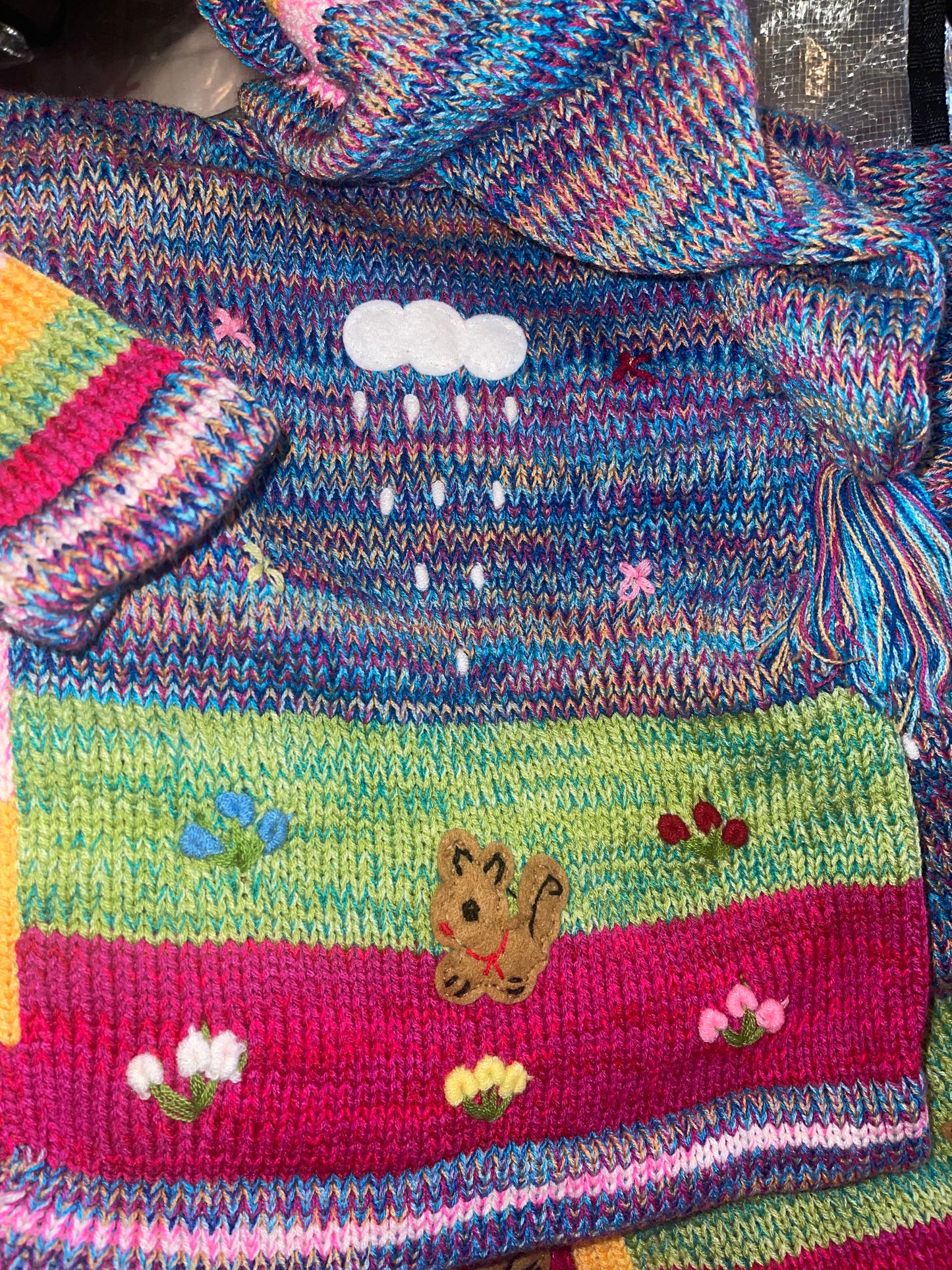 Kids wool sweater cardigan with Embroidered details